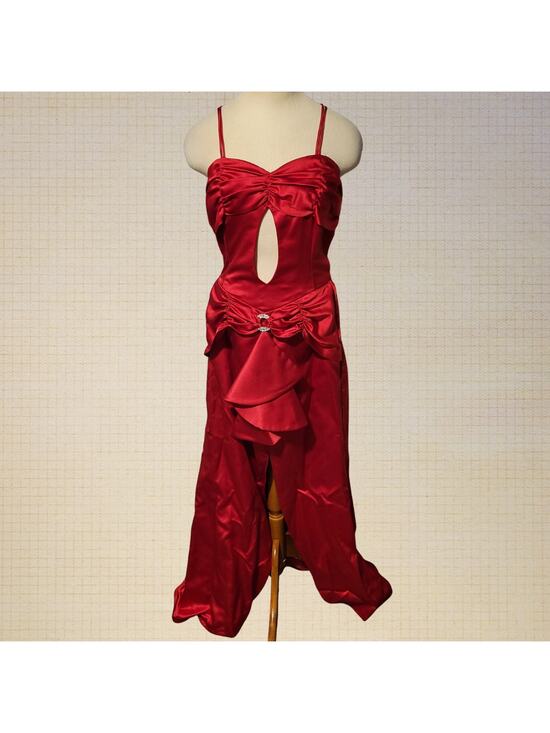 Source Unknown Dresses & Skirts - Y2K Red Satin Gown Spaghetti Straps Ruched Cutout Slit Train Size 2-4 Handmade
